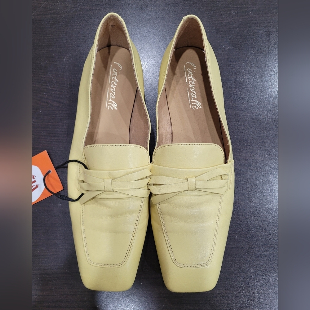 L'Intervalle Women's Yellow Leather Loafers